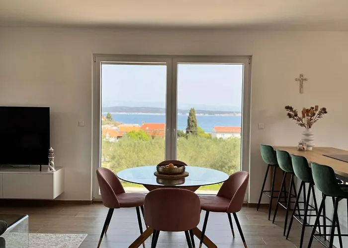 Sea & Serenity